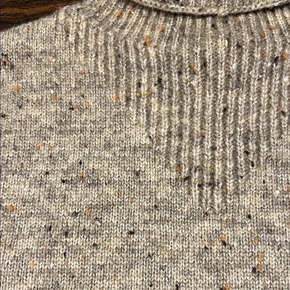 She + Sky Beige Speckled Turtleneck Sweater - Picture 3 of 6